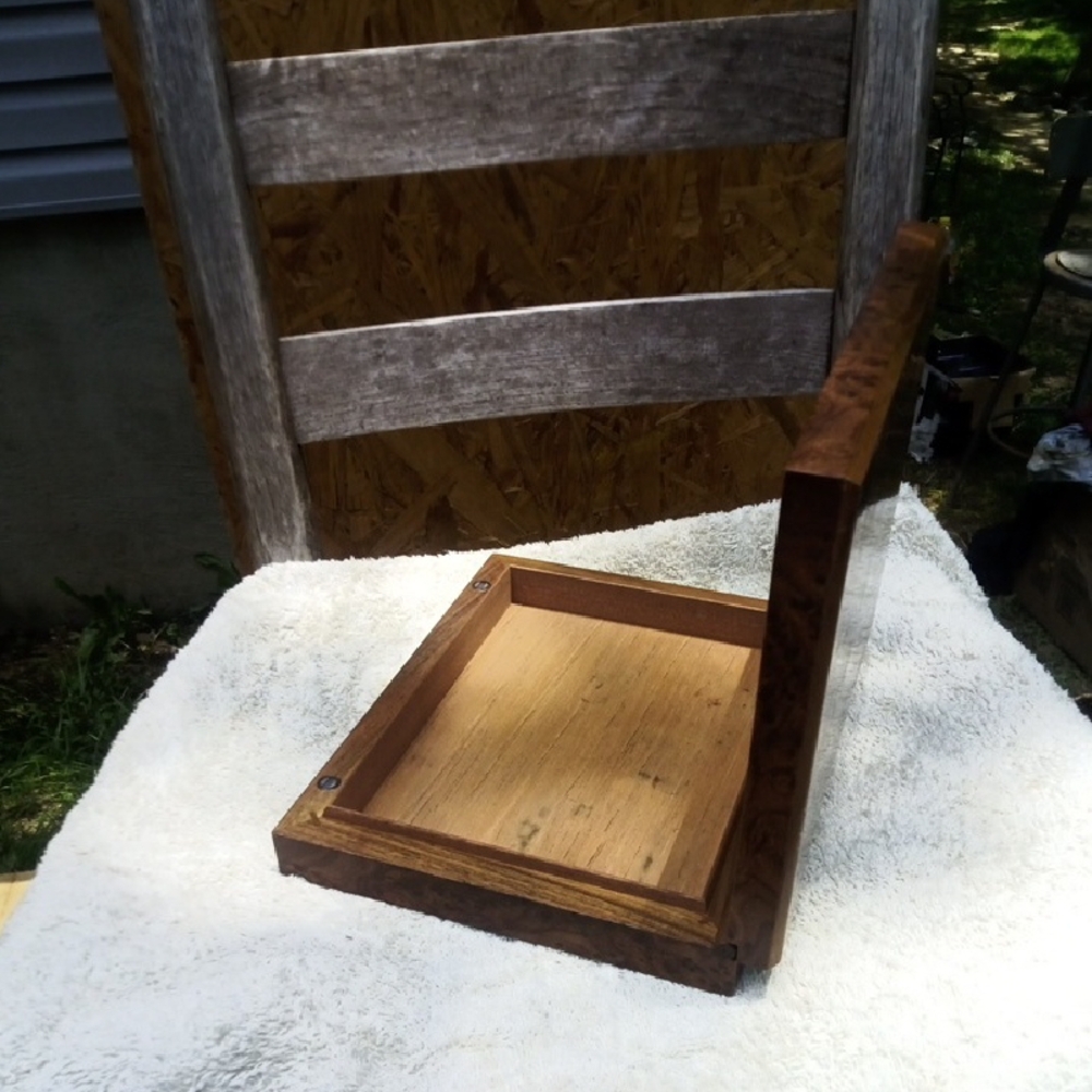 Elegant Brown Wooden Box - Picture 6 of 7